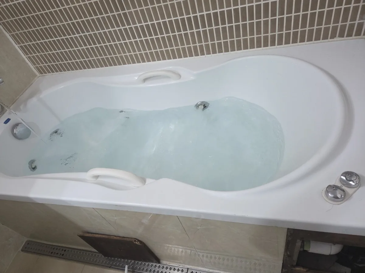 모터 교체 경남 진주 작업 전 월풀욕조 전경
